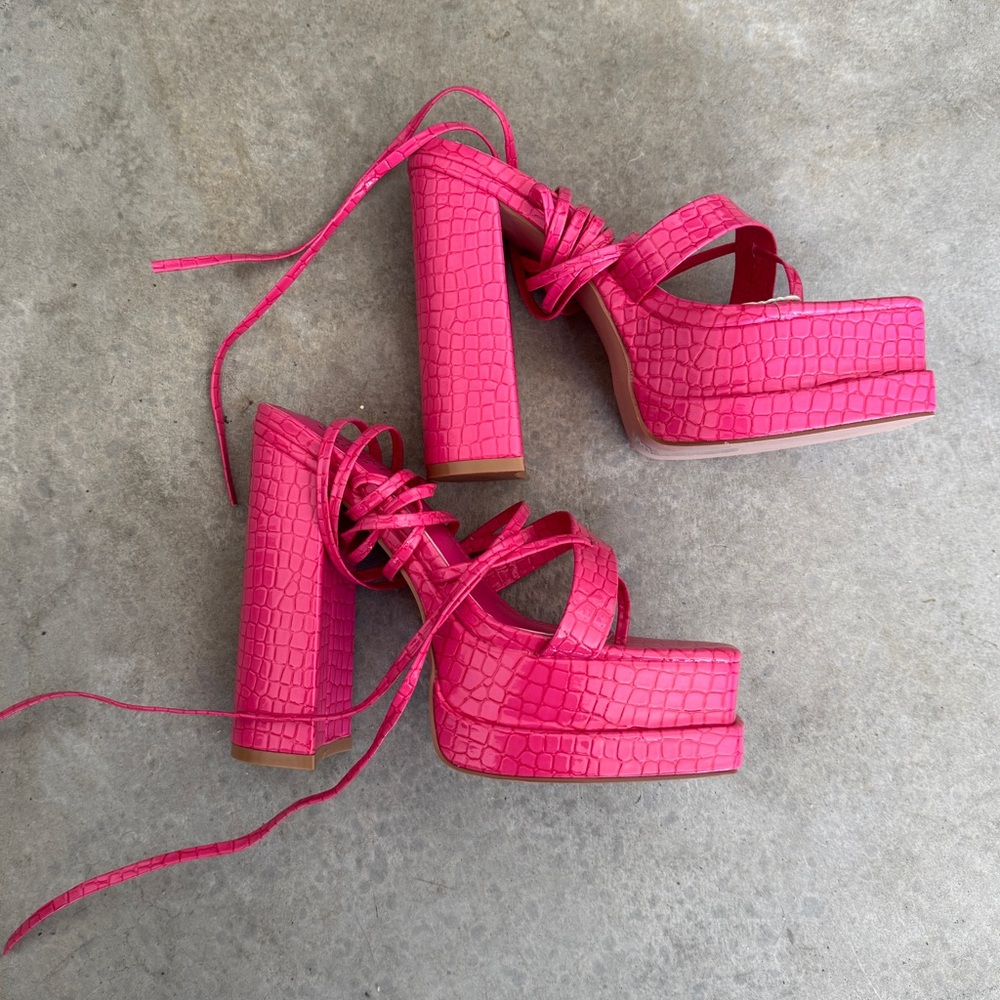 3 for $25 ❤️ // ASOS Wide Fit Pink Platform Heels